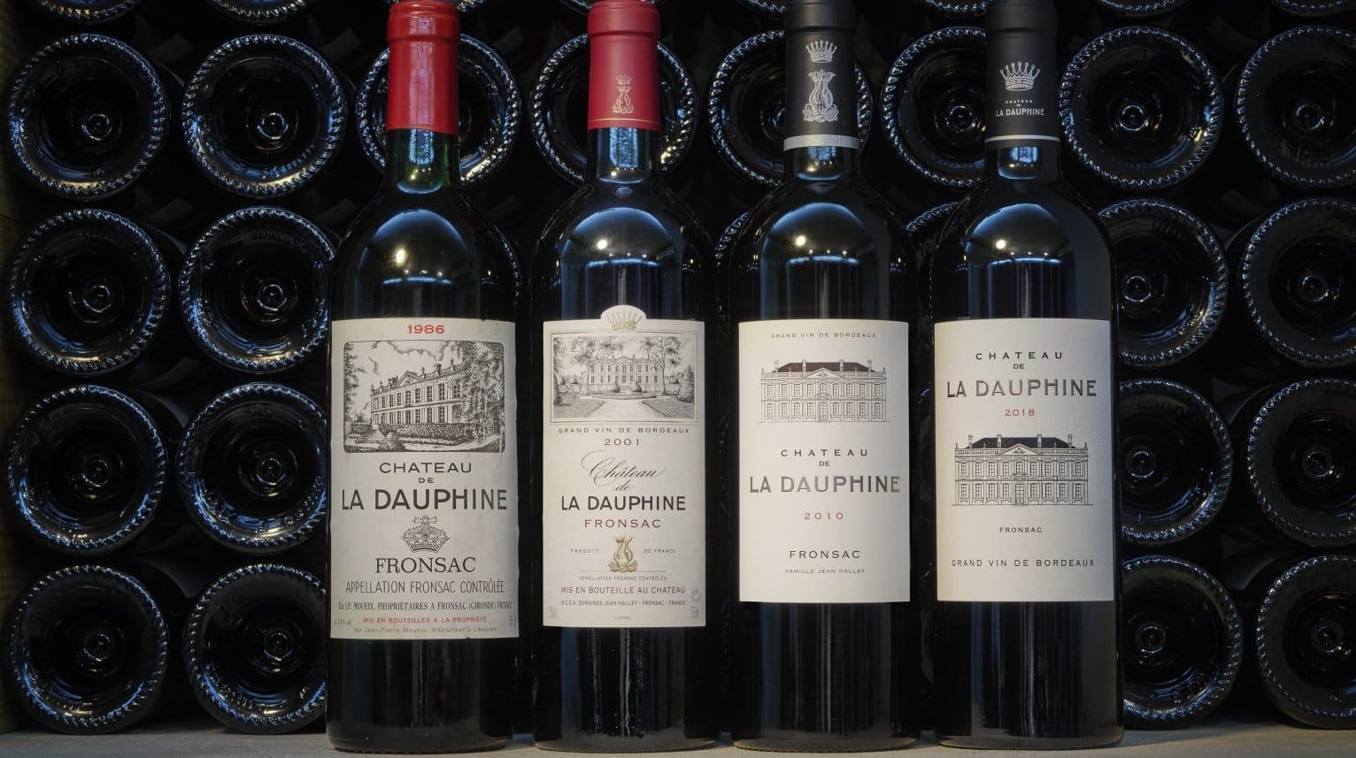 Coffret-cadeau vin Delphis de la dauphine- Bordeaux Shop